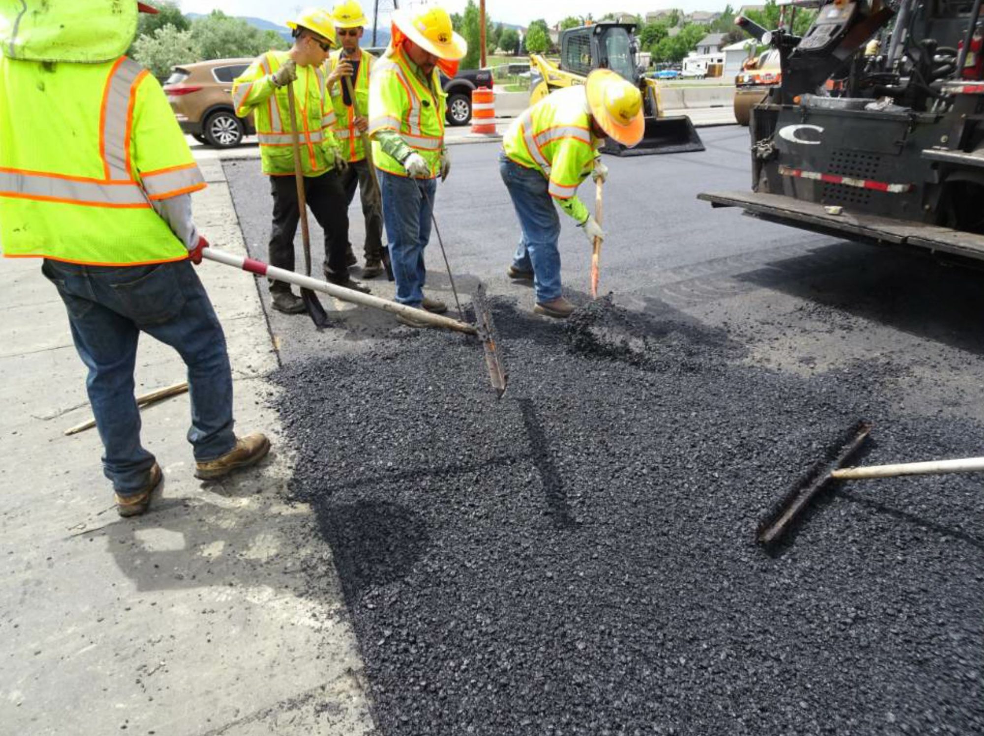 Professional Asphalt Construction services - Commercial concrete contractors in DeSoto, TX specializing in asphalt construction, asphalt paving, commercial asphalt