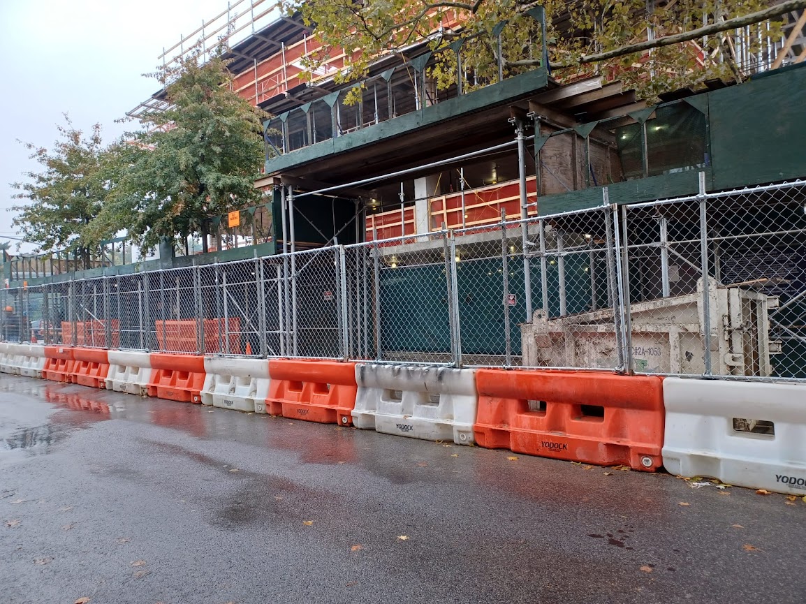 Professional Concrete Barriers services - Commercial concrete contractors in DeSoto, TX specializing in concrete barriers, traffic barriers, concrete bollards