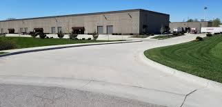 Professional Concrete Driveways services - Commercial concrete contractors in DeSoto, TX specializing in concrete driveways, driveway paving, decorative concrete
