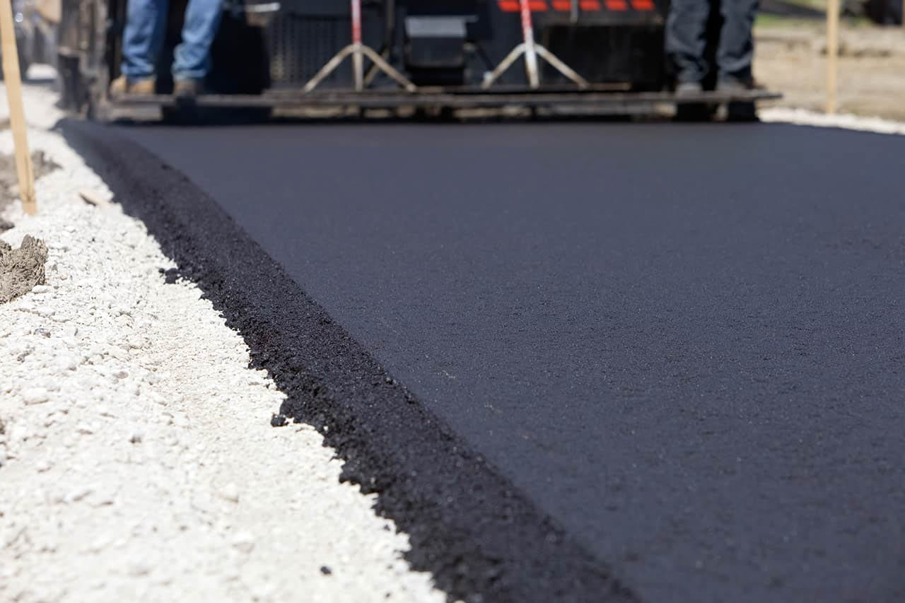 Professional Residential Asphalt Services services - Commercial concrete contractors in DeSoto, TX specializing in residential asphalt, driveway paving, asphalt driveways